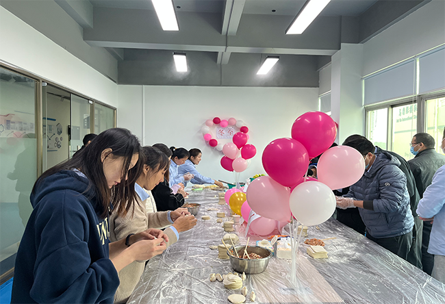 2021年冬至包餃子