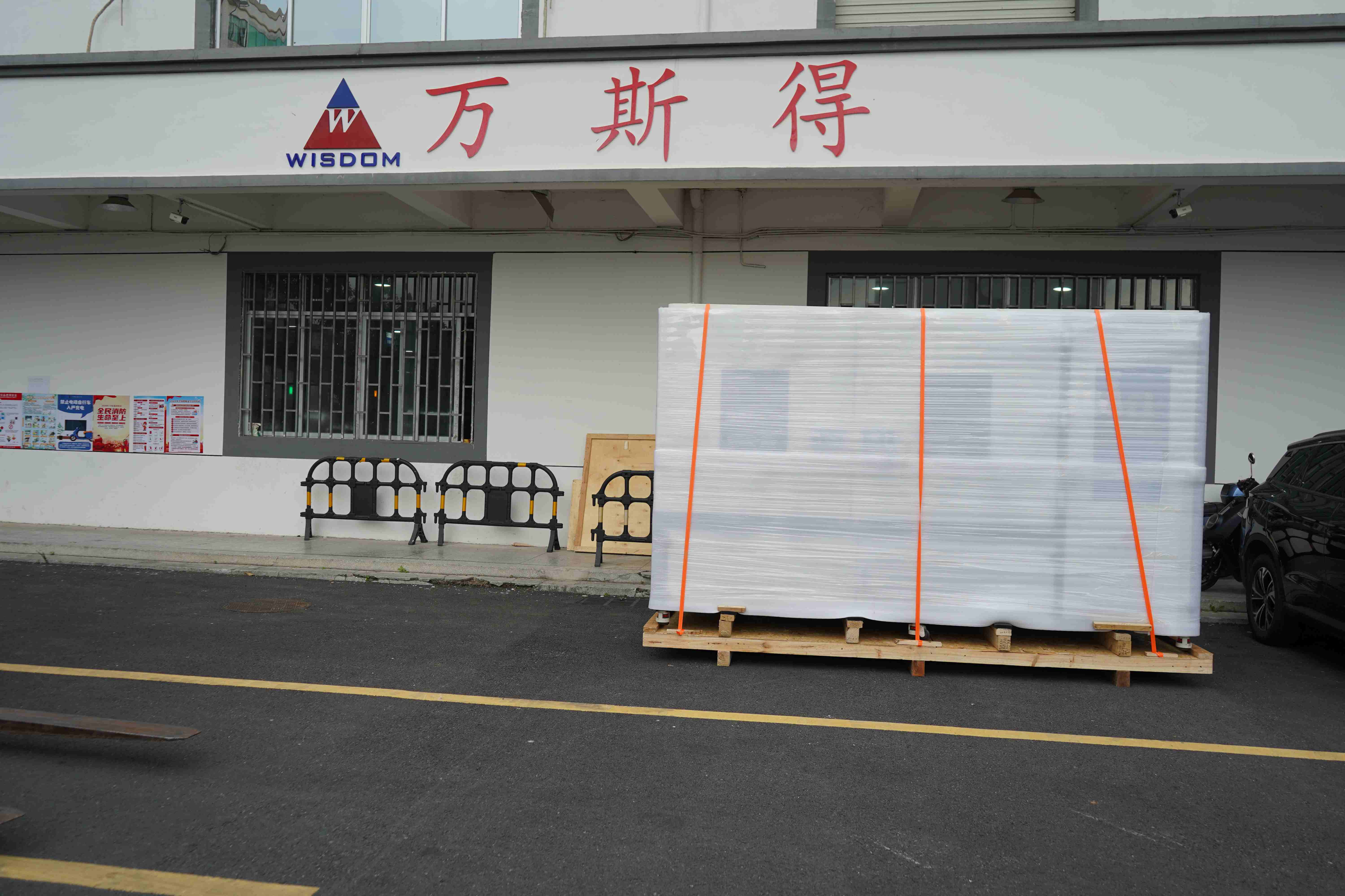 【設備出貨】汽車檢測設備內腐蝕試驗機(圖2)